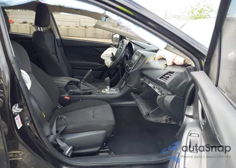 2018 Subaru Impreza 2.0I Premium z USA, uszkodzony, nr VIN 4S3GTAD65J3747930